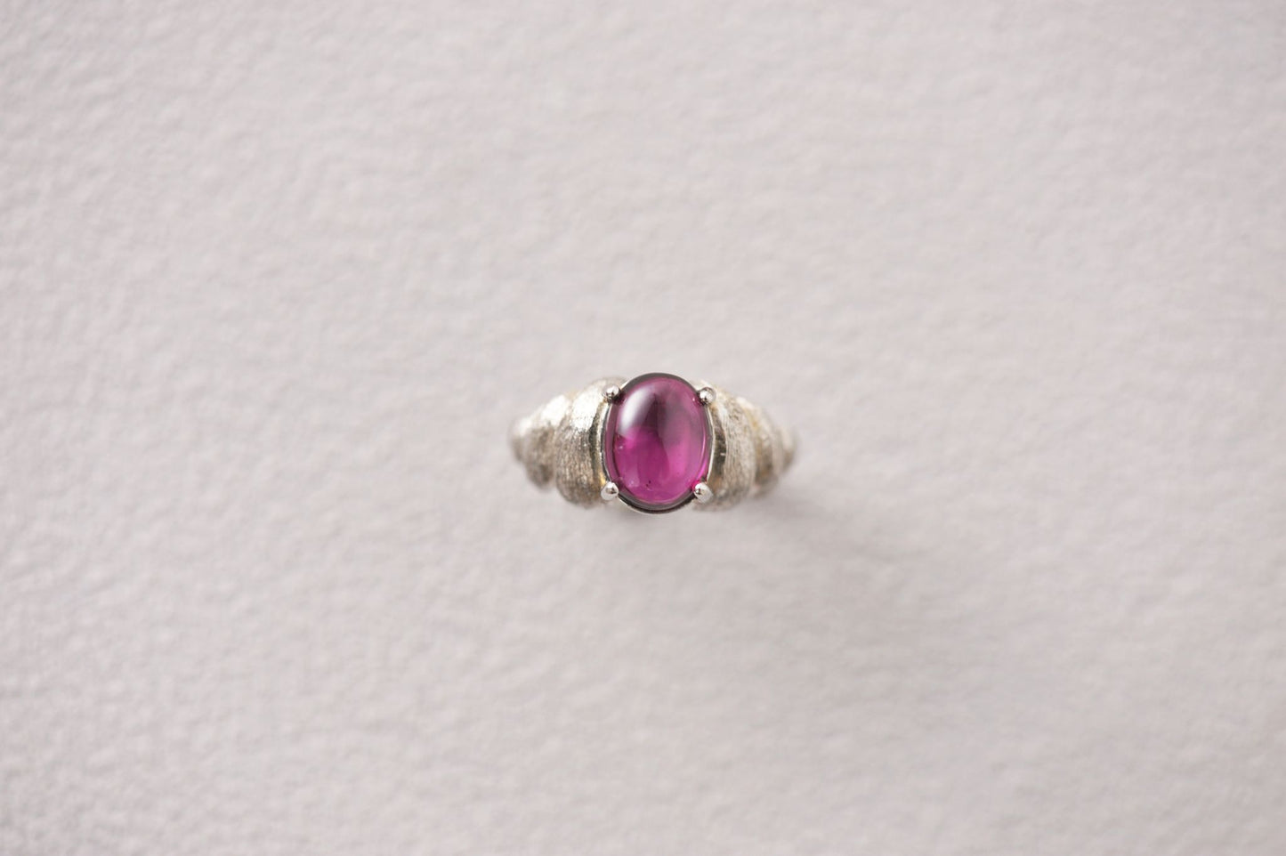 Pure Signal Amethyst Ring