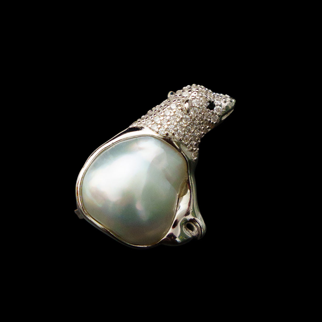 Australian South Sea Baroque Pearls Bear Silver Brooch
