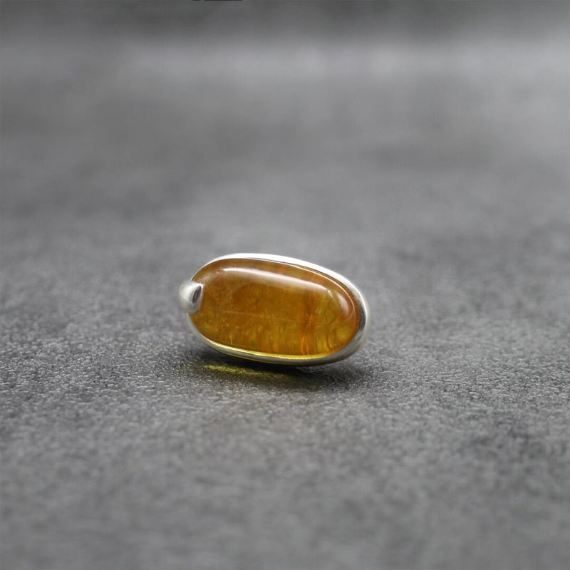 Lucky Aura Oval Honey Amber Side-Open Ring