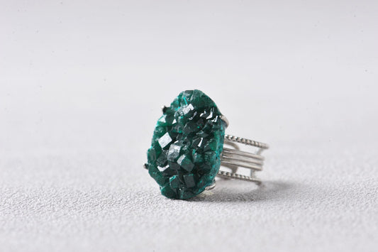 Emerald-Glow Raw Dioptase Cluster Ring