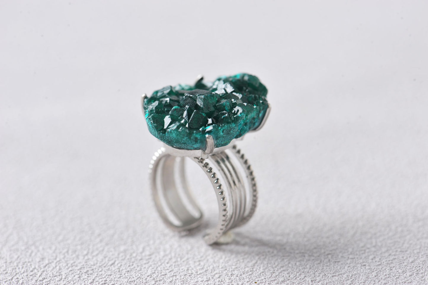 Emerald-Glow Raw Dioptase Cluster Ring