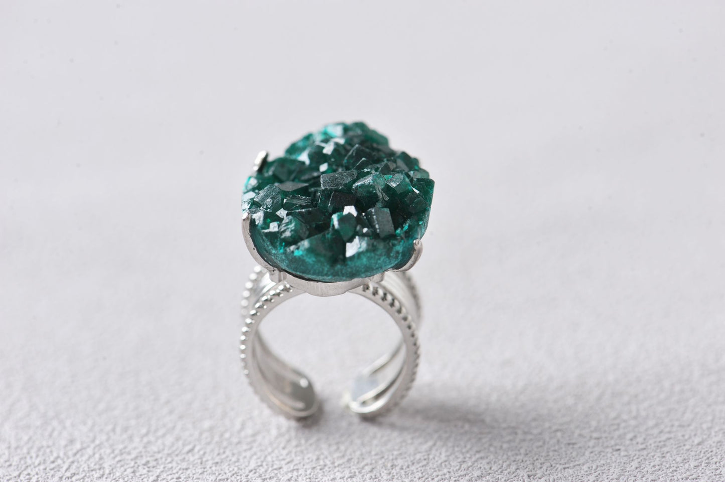 Emerald-Glow Raw Dioptase Cluster Ring