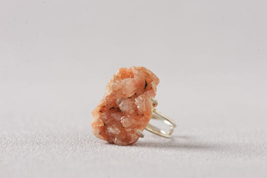 Golden-Sugar Druzy Heulandite Ring