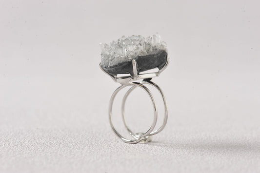 Needle Quartz with Calcite Cluster Ring