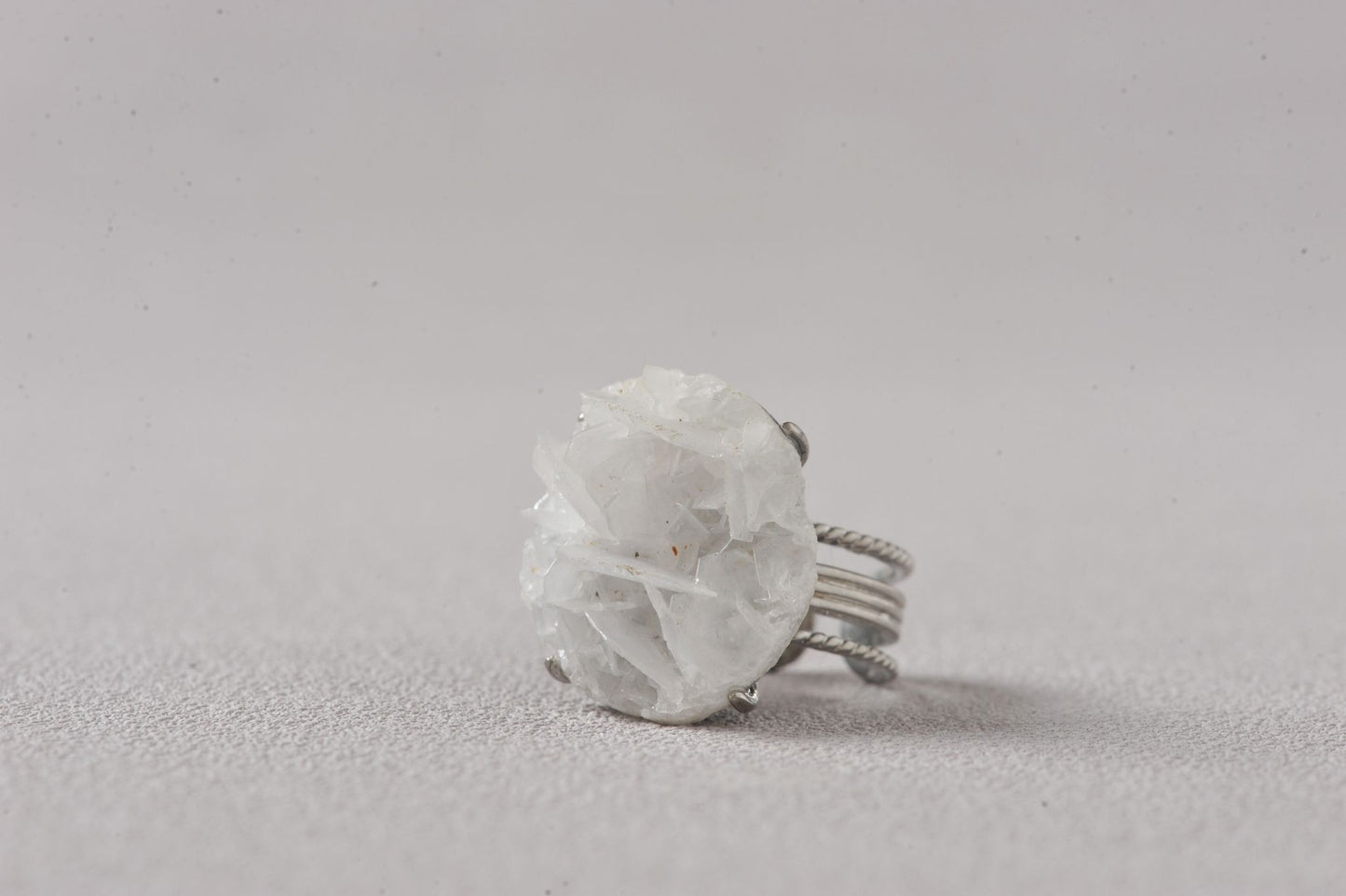White Rose Bloom Muscovite Mica Ring
