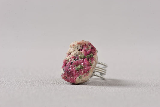 Mystic Bloom Cobalto Calcite With Malachite Ring