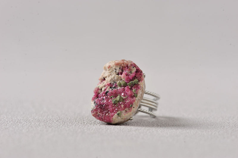 Mystic Bloom Cobalto Calcite With Malachite Ring