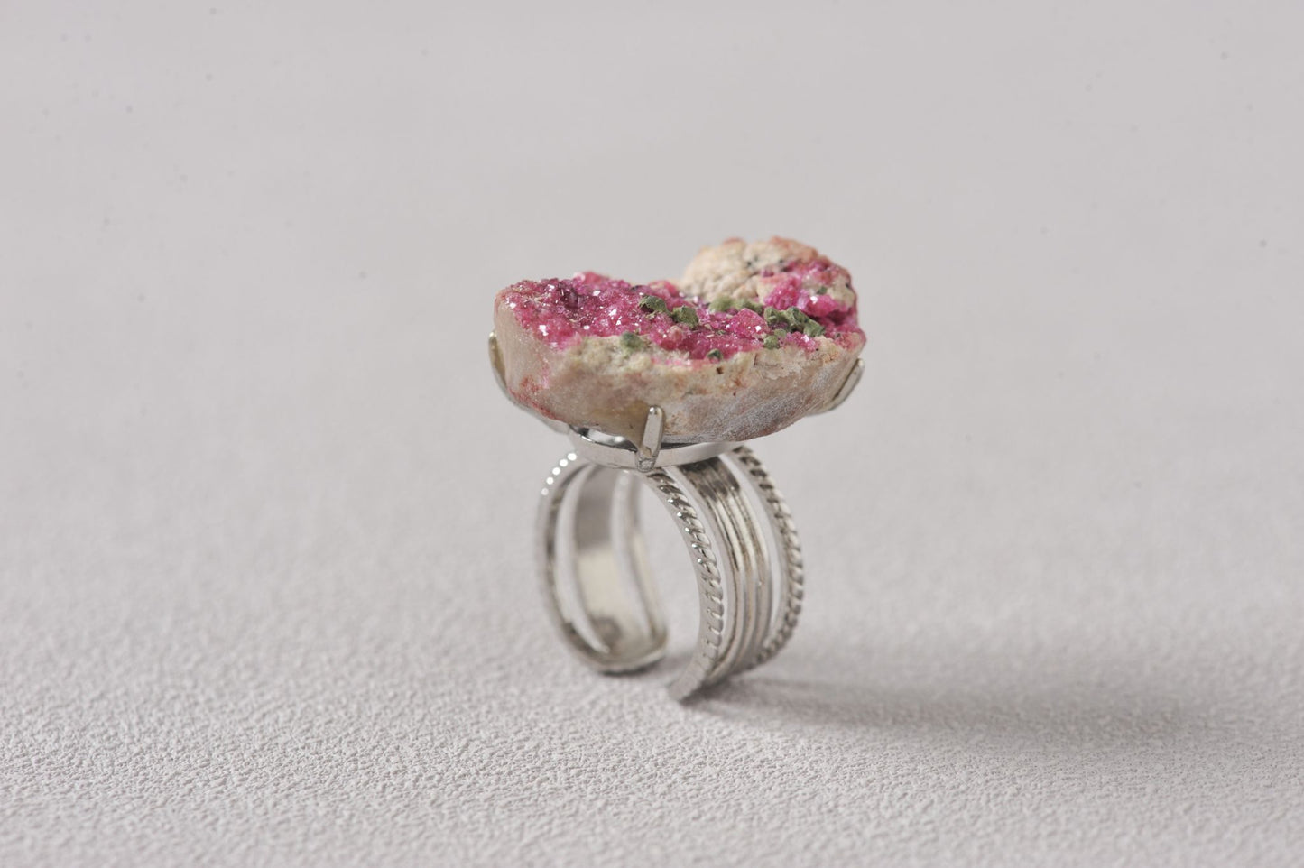 Mystic Bloom Cobalto Calcite With Malachite Ring