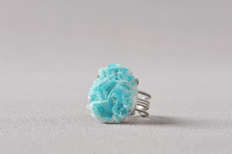 Nature Azure Scale Antlerite Mineral Ring