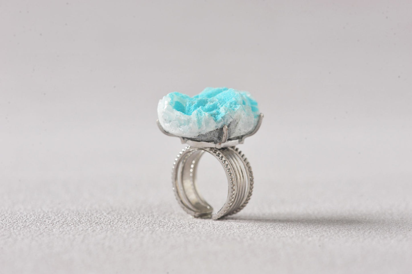 Nature Azure Scale Antlerite Mineral Ring