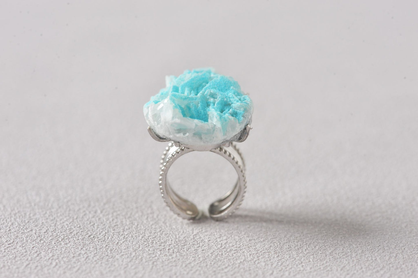 Nature Azure Scale Antlerite Mineral Ring