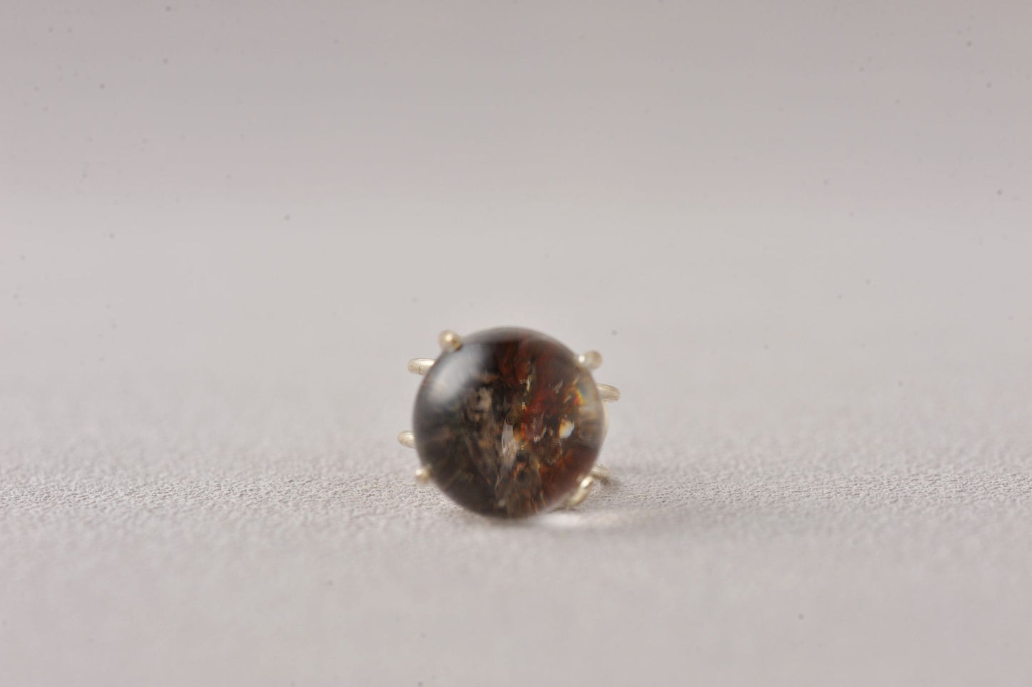 Intuition-Enhancing Phantom Quartz Sphere Ring
