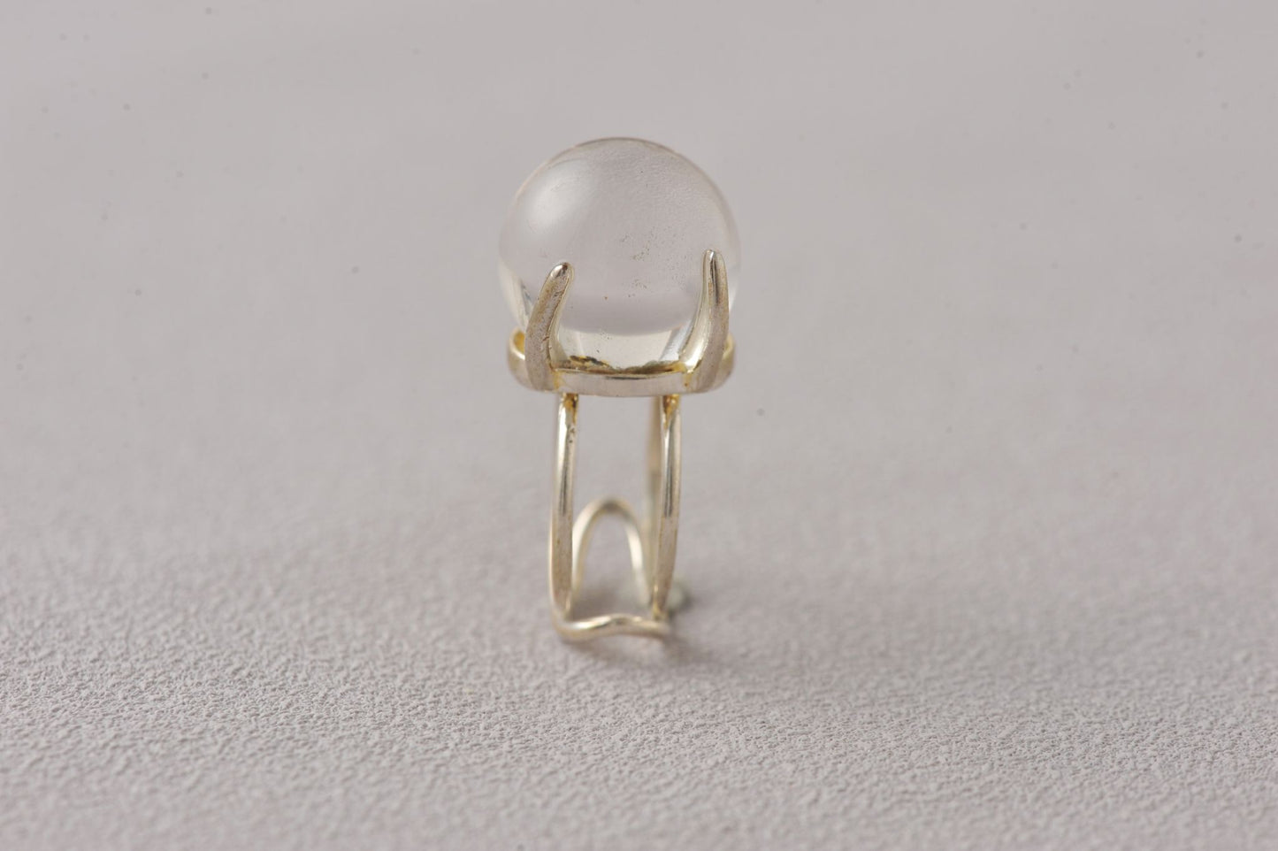 Intuition-Enhancing Phantom Quartz Sphere Ring