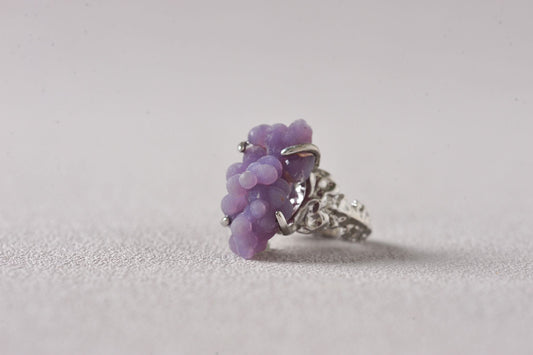 Quiet Bloom Grape Agate Rough Ring