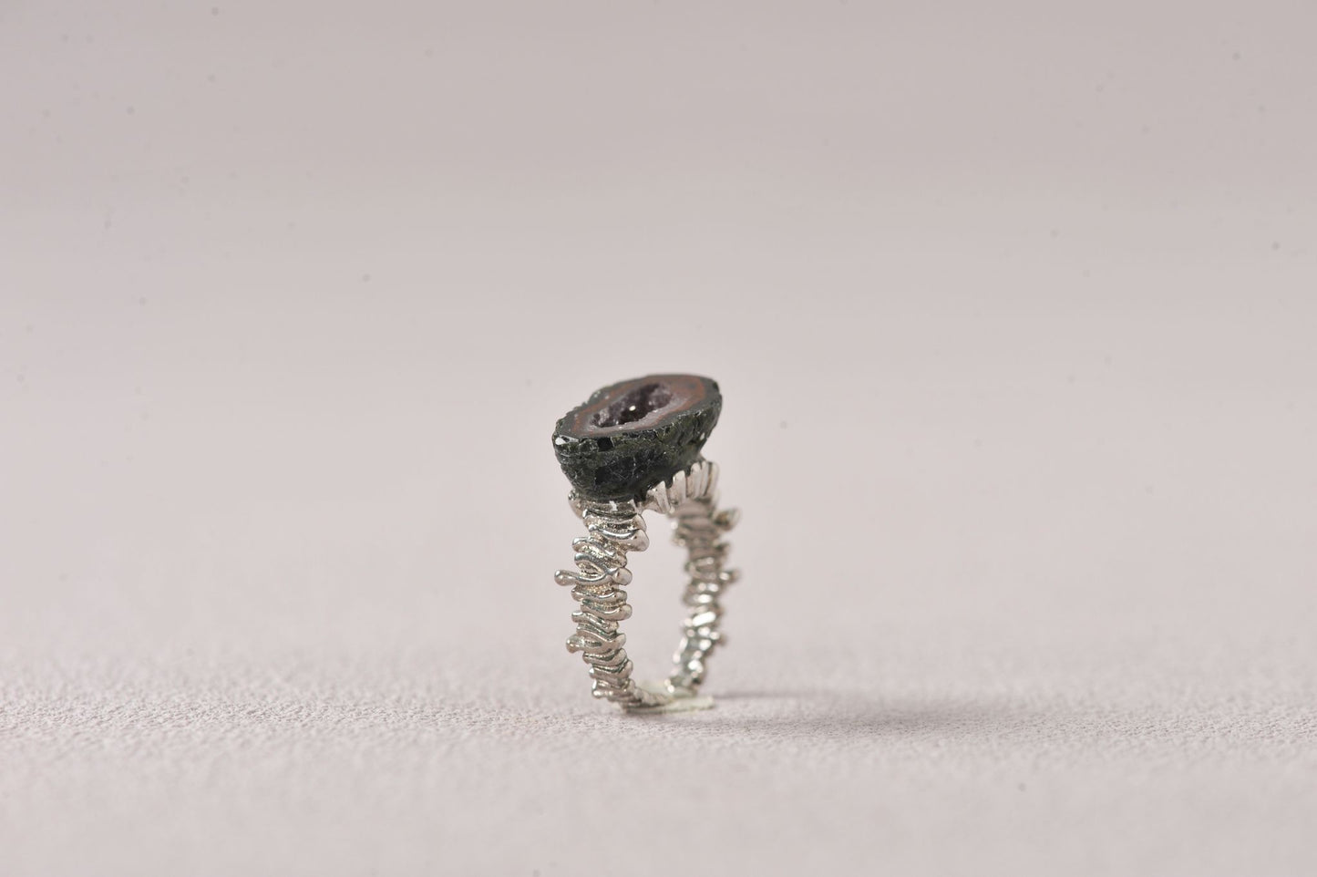 Resonant Universe Geode Ring