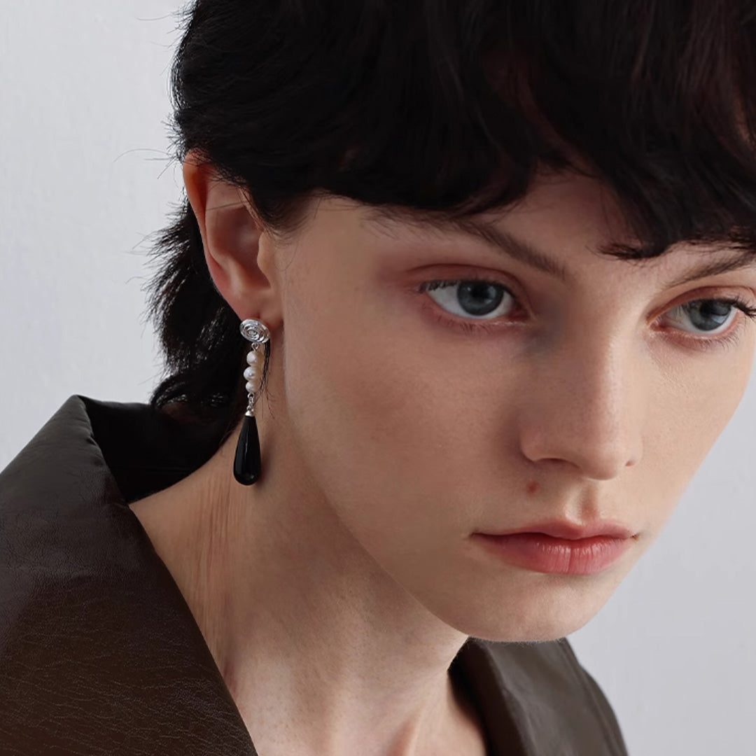 Black Onyx Teardrop Pearl 925 Silver Earrings