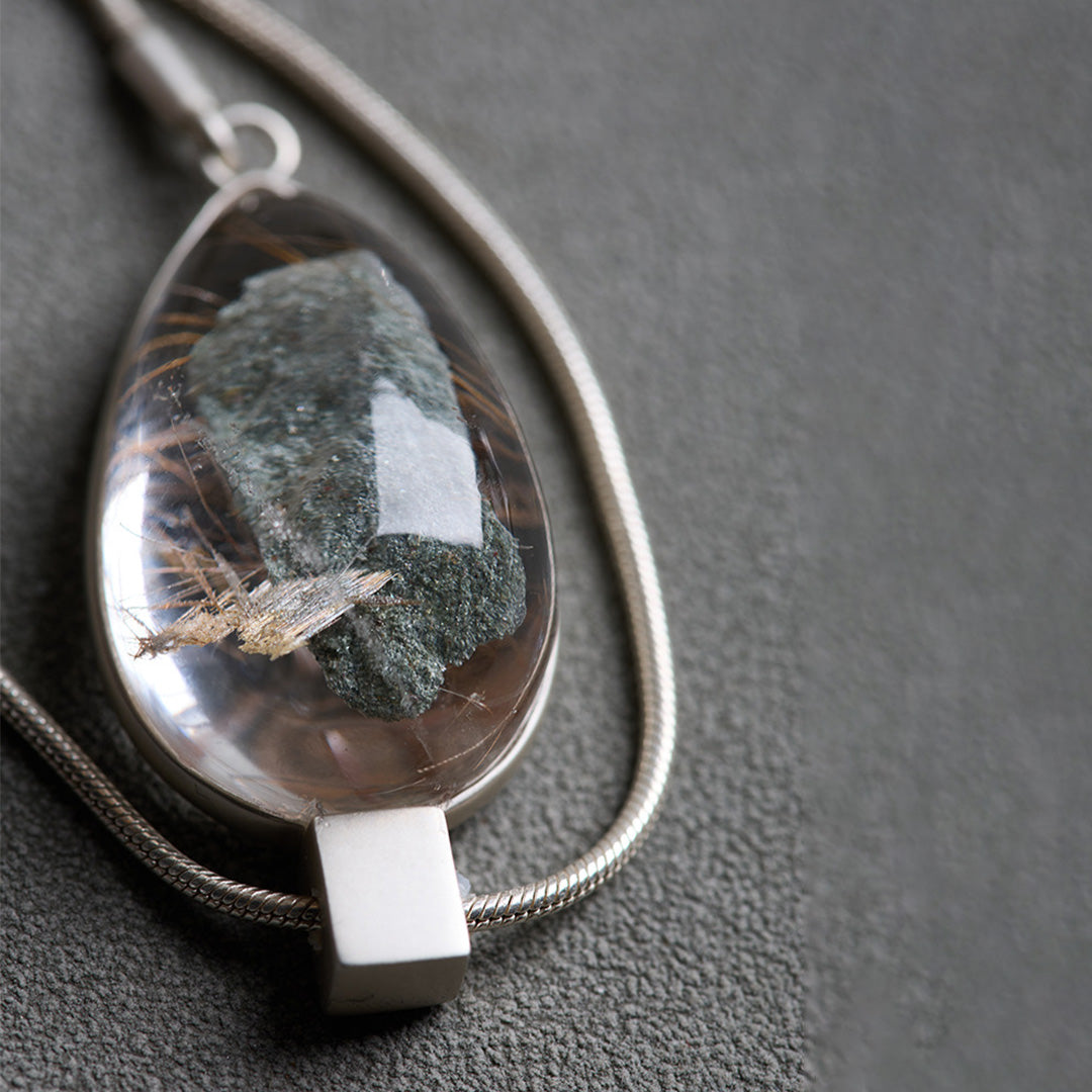 Dune Oasis Phantom and Rutilated Quartz Symbiosis Lariat Necklace