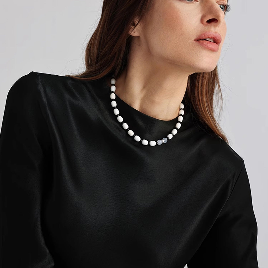 Minimalist Black White Agate Choker