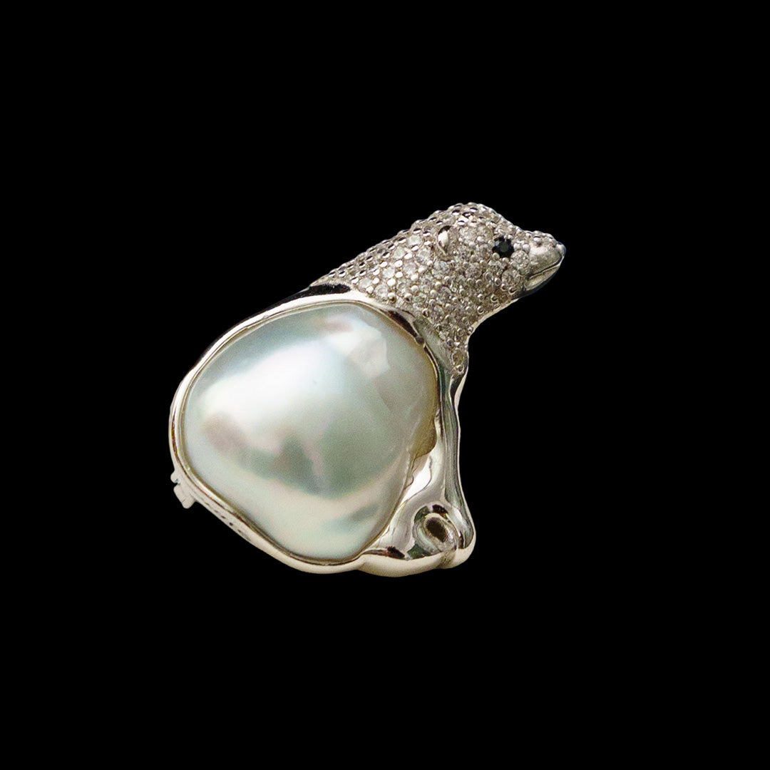 Australian South Sea Baroque Pearls Bear Silver Brooch