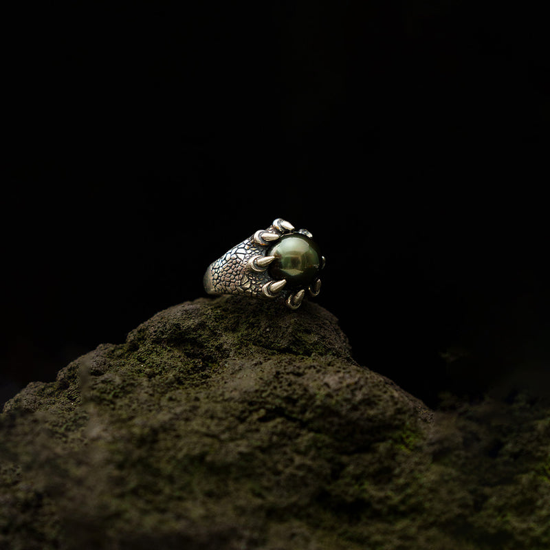 Dragon Claw Natural Tahitian Pearls Silver Ring