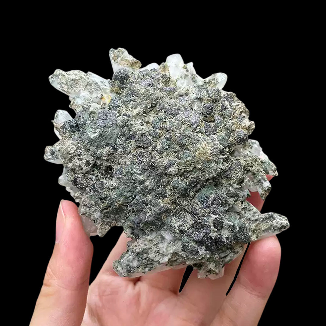 233.2g Clear  Quartz Cluster from Inner Mongolia for Enhanced Focus