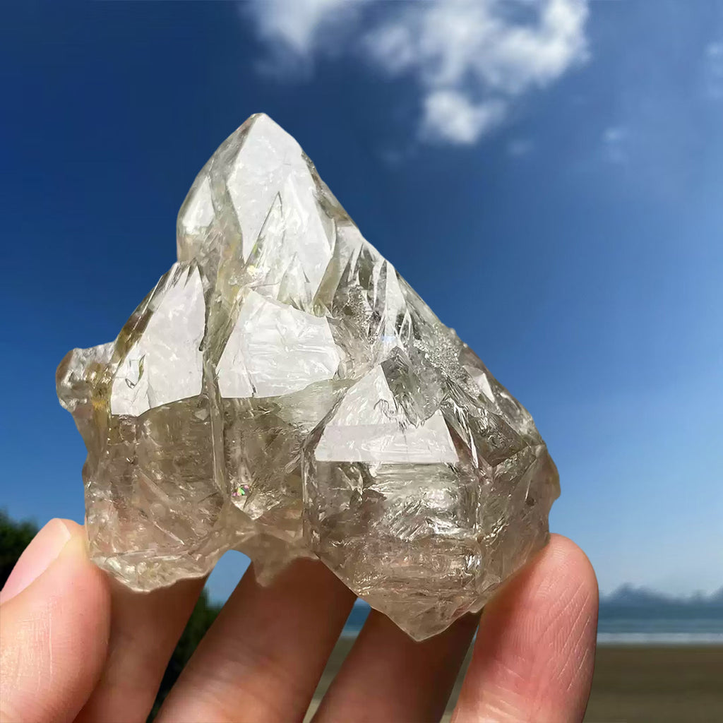 102.5g Pakistani Skeletal Phantom Quartz for Healing and Intuition Enhancement